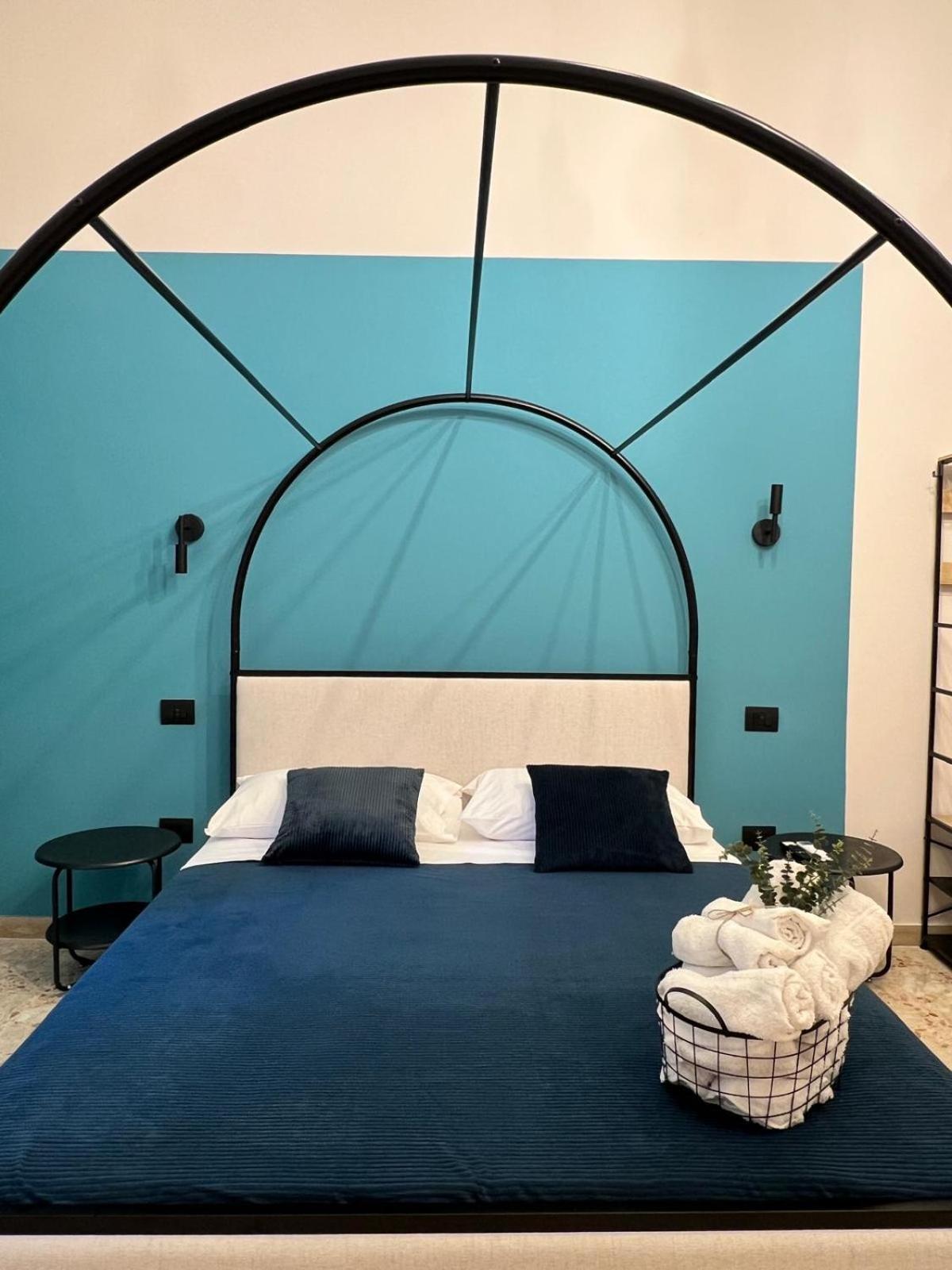 Lucky Corner - Elegant Stay Ταράντο Εξωτερικό φωτογραφία